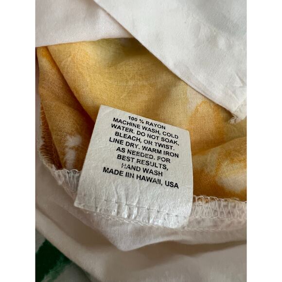 Vintage 100% Rayon Button Down Shirt Sunflower Print Jams World Size Medium JL - Picture 9 of 10